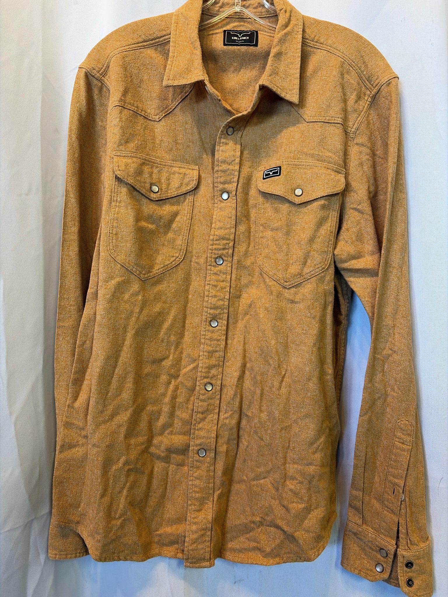 Chemise Noire à Rayures Fines: Raffinement et Élégance en Popeline Chemise Noire à Rayures Fines: Raffinement et Élégance en Popeline